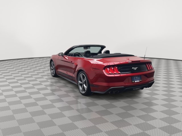 Used 2023 Rapid Red Metallic Tinted Clearcoat Ford GT Premium image 37