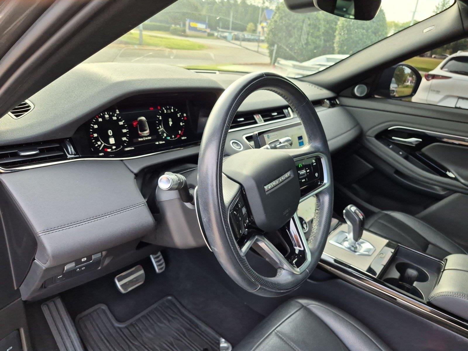 Used 2021 Eiger Grey Metallic Land Rover R-Dynamic SE image 18