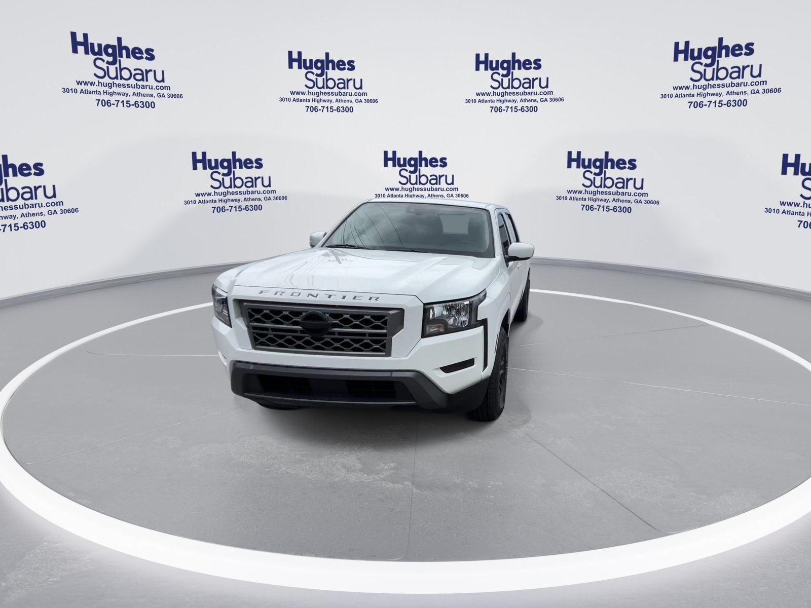 Used 2024 Glacier White Nissan SV image 4