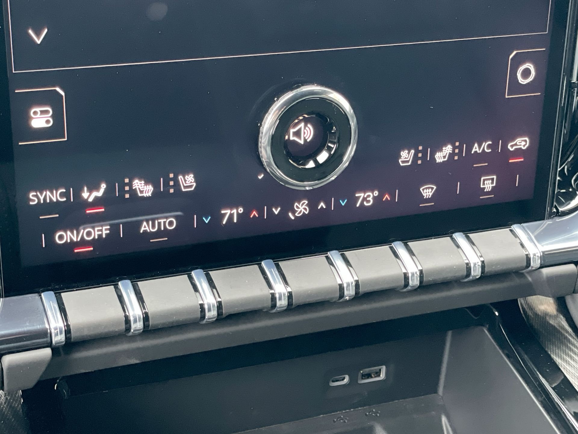 2026 GMC Yukon AT4 - Photo 84