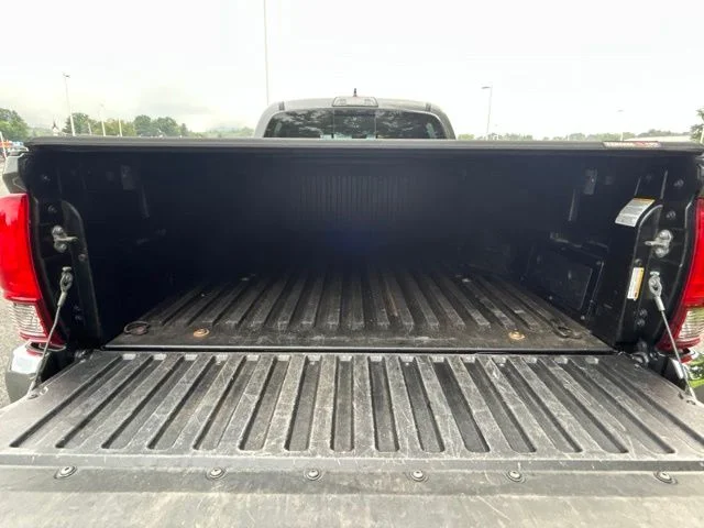Used 2019 Gray Toyota SR5 image 16