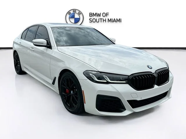 Used 2023 White BMW 540i image 1