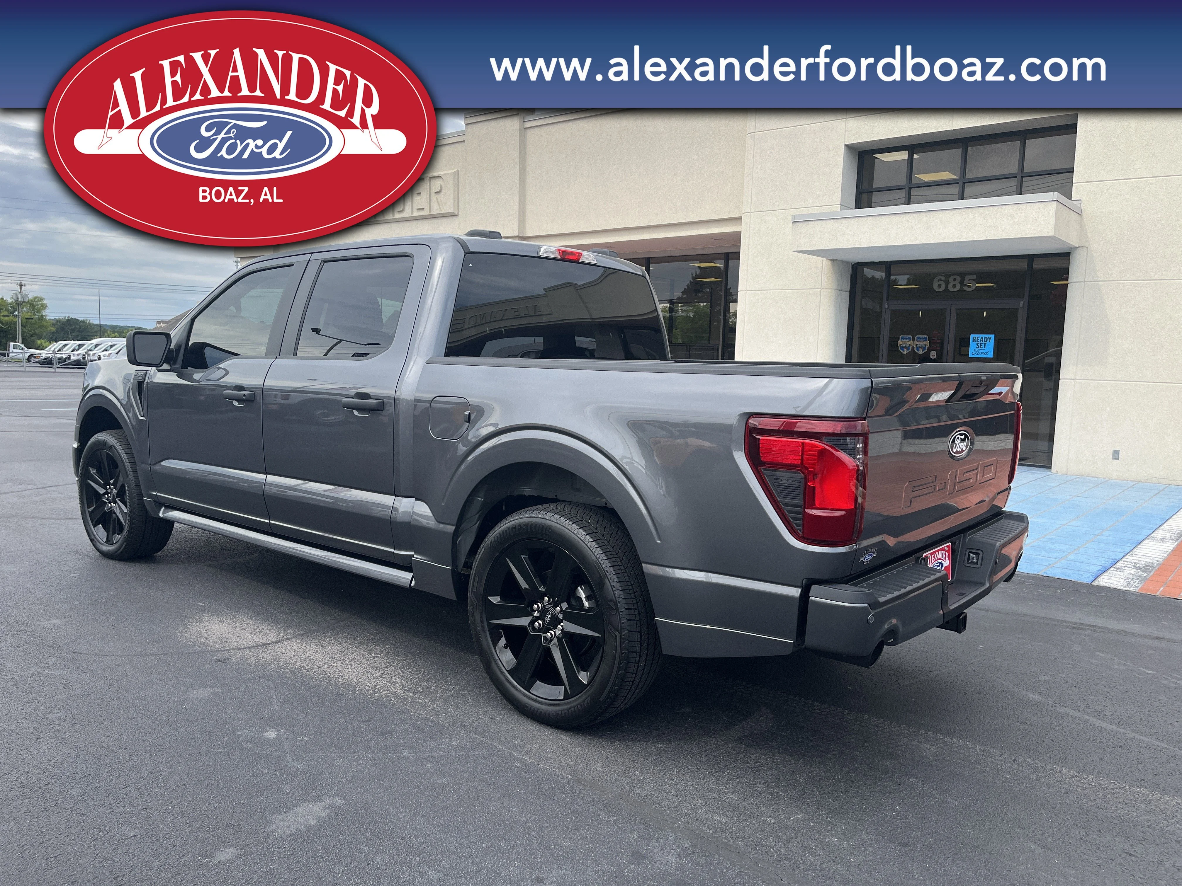 New 2026 Carbonized Gray Metallic Ford Lobo image 2