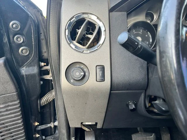Used 2011 Black Ford Lariat image 30