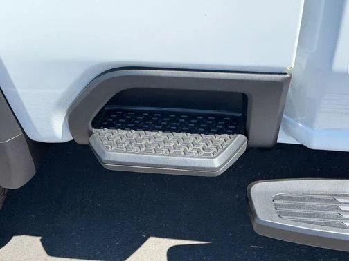 New 2026 Summit White GMC Pro image 7