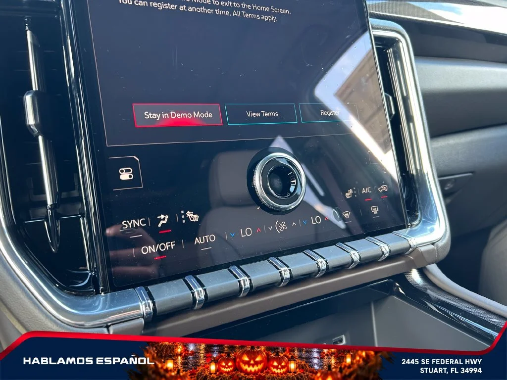 New 2026 Onyx Black GMC Elevation image 30