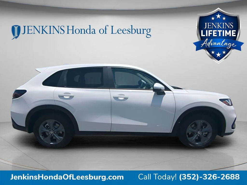 New 2027 Platinum White Pearl Honda LX image 2