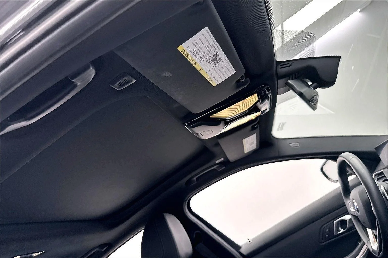 2024 BMW 3 Series 330i - Photo 35