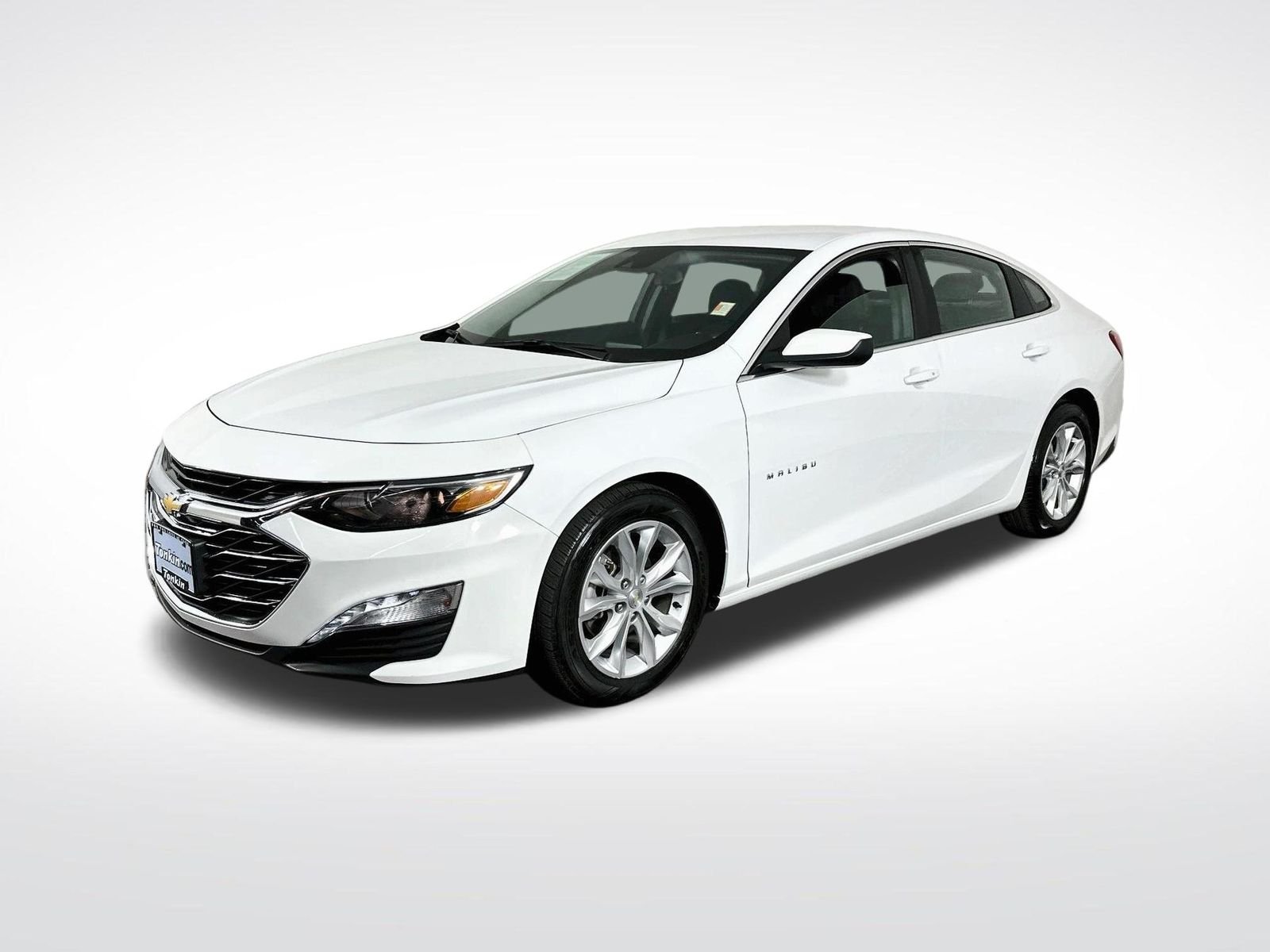 Used 2023 Summit White Chevrolet LT image 3
