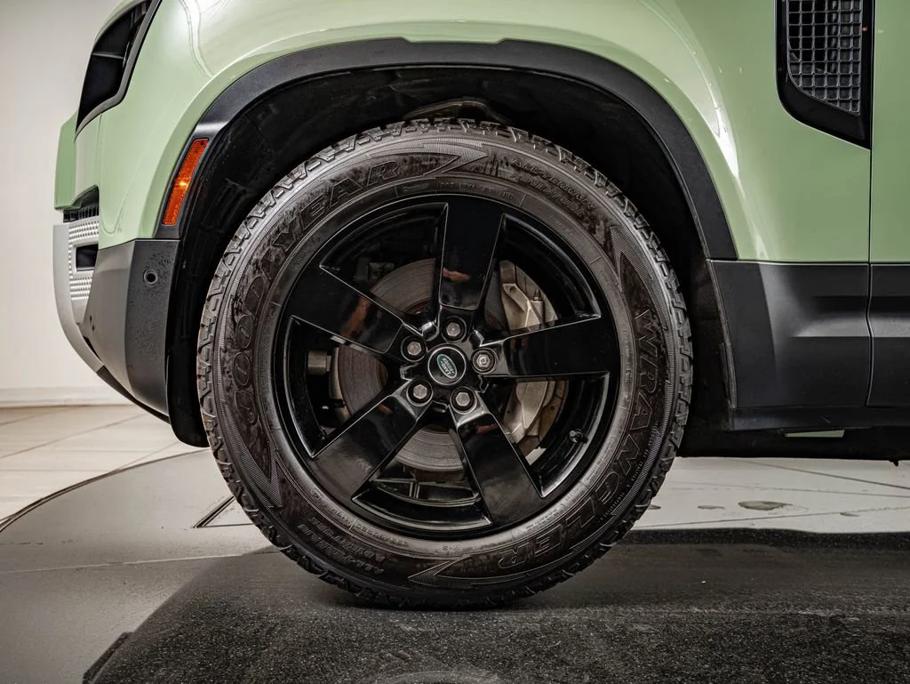 2023 Land Rover Defender 75th Edition - Photo 10