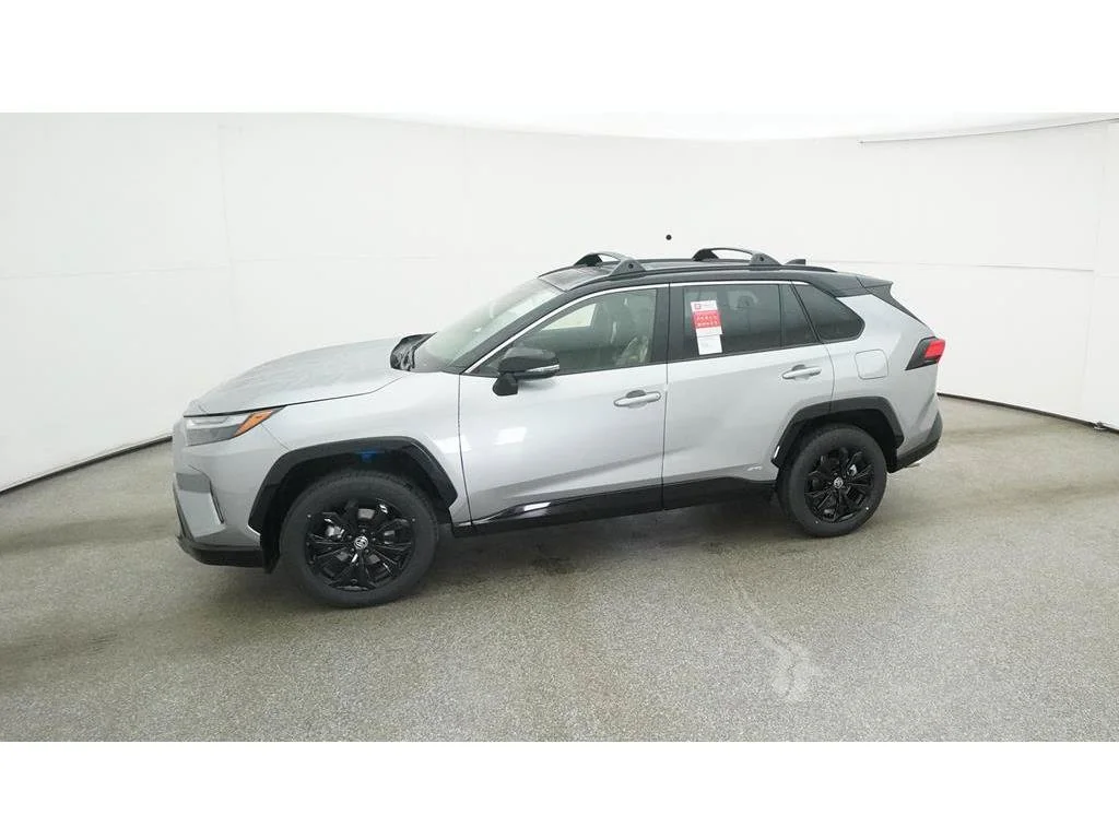 Used 2025 Silver Toyota XSE image 3