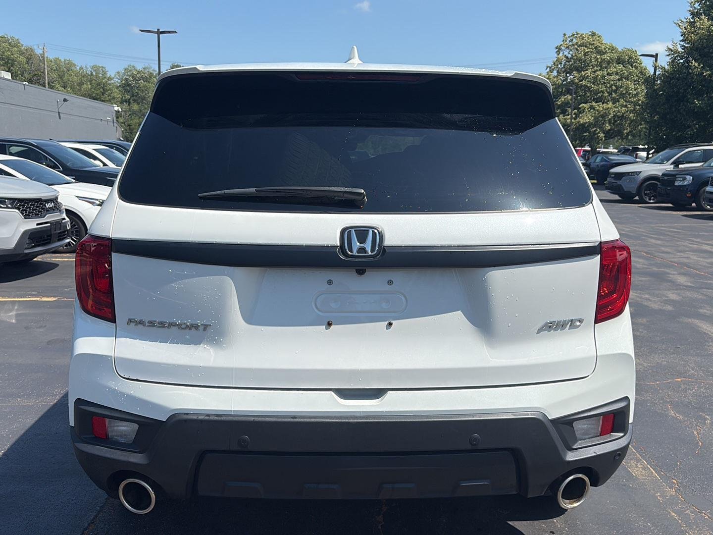 Used 2023 Platinum White Pearl Honda EX-L image 12