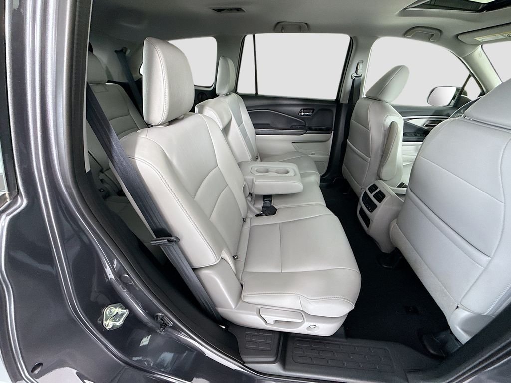 2017 Honda Pilot EX-L - Photo 22