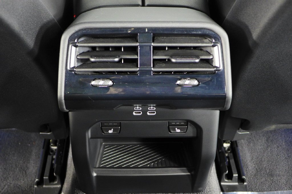 Certified Used 2024 Dark Graphite BMW M60 image 24