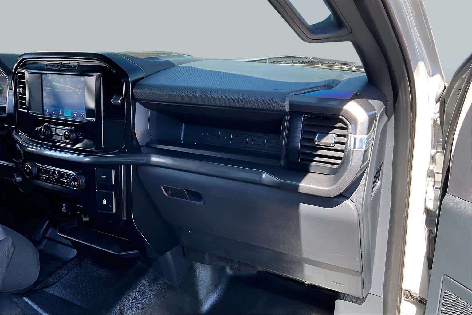 Used 2023 Avalanche Gray Ford XL image 17