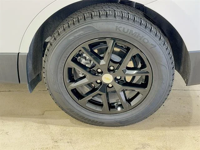 Used 2023 Summit White Chevrolet LT image 30