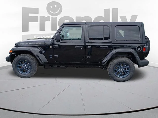 New 2026 Black Clear-Coat Exterior Paint Jeep 85th Anniversary Edition image 8