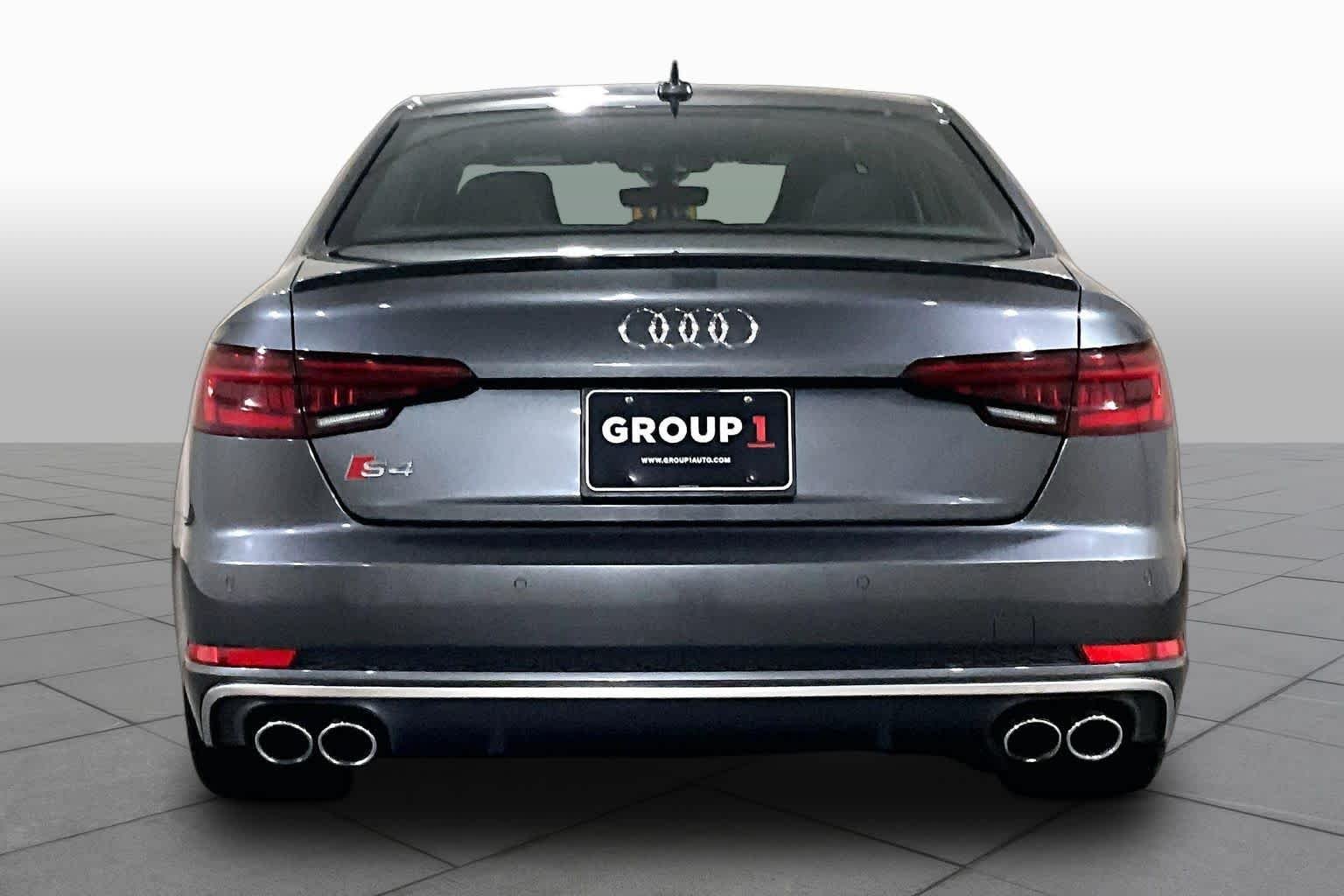 Used 2018 GRAY Audi Premium Plus image 4