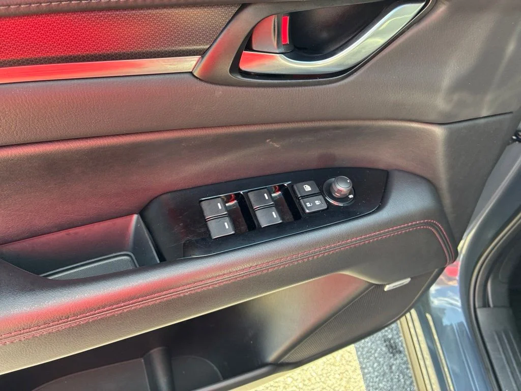 Used 2025 Gray Mazda 2.5 S Carbon Edition image 41