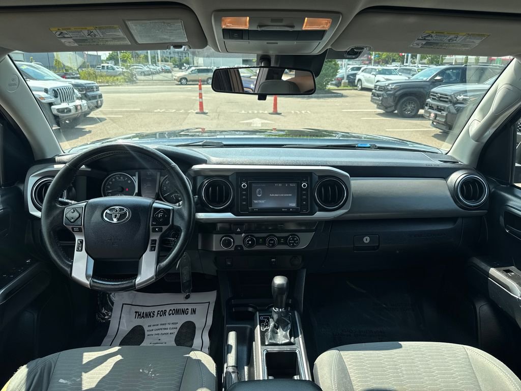 Used 2018 Black Toyota SR5 image 11