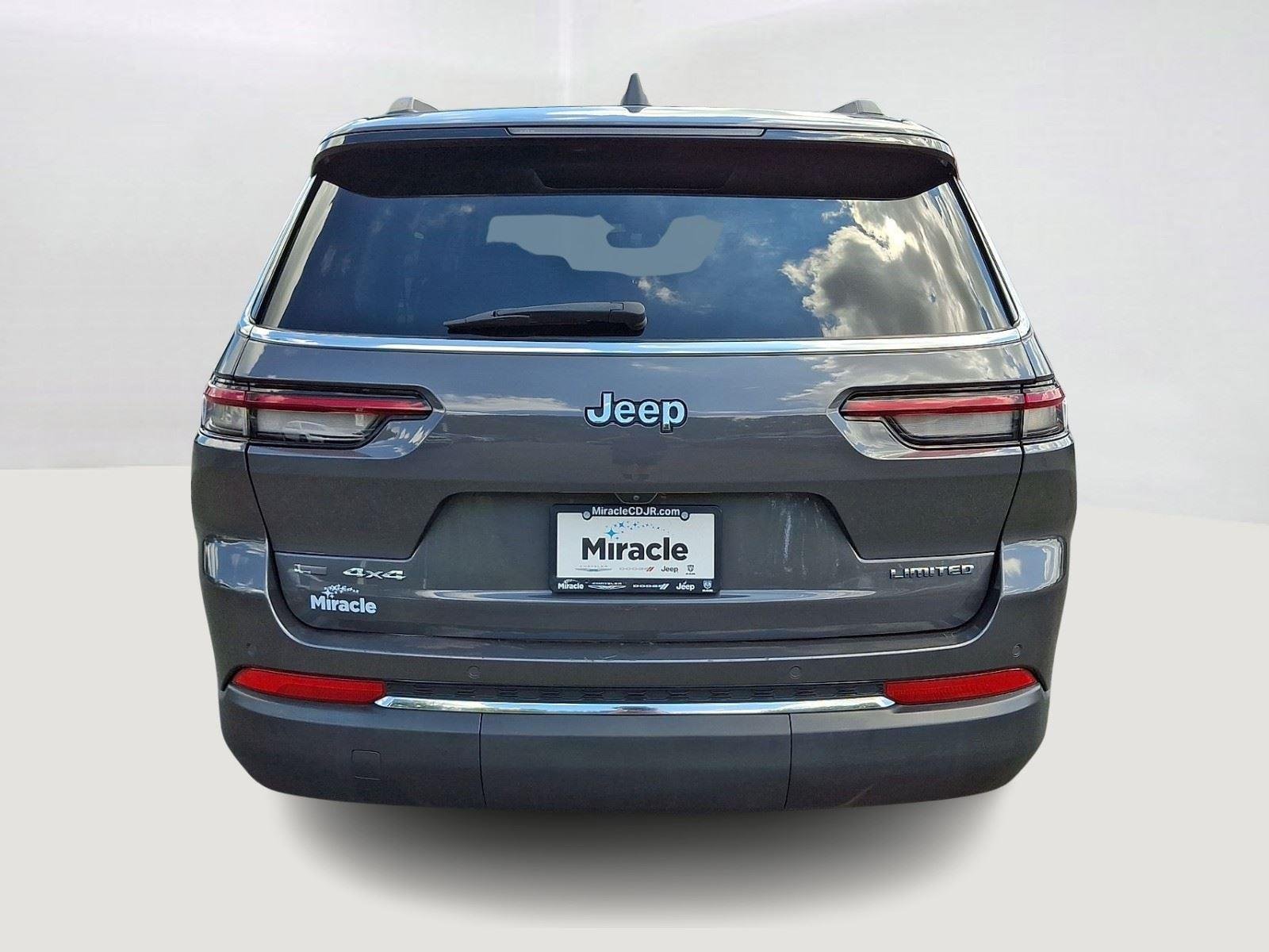 Used 2021 Baltic Gray Metallic Clearcoat Jeep Limited image 5