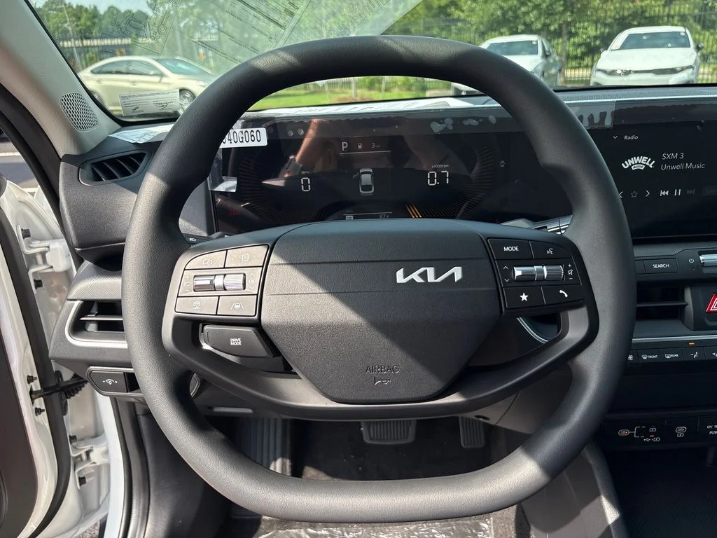 New 2026 White Kia LXS image 16