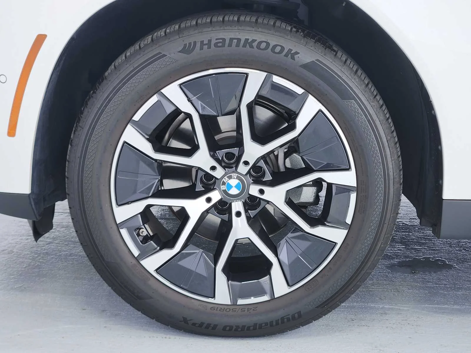 Certified Used 2026 Alpine White BMW 30 xDrive image 7