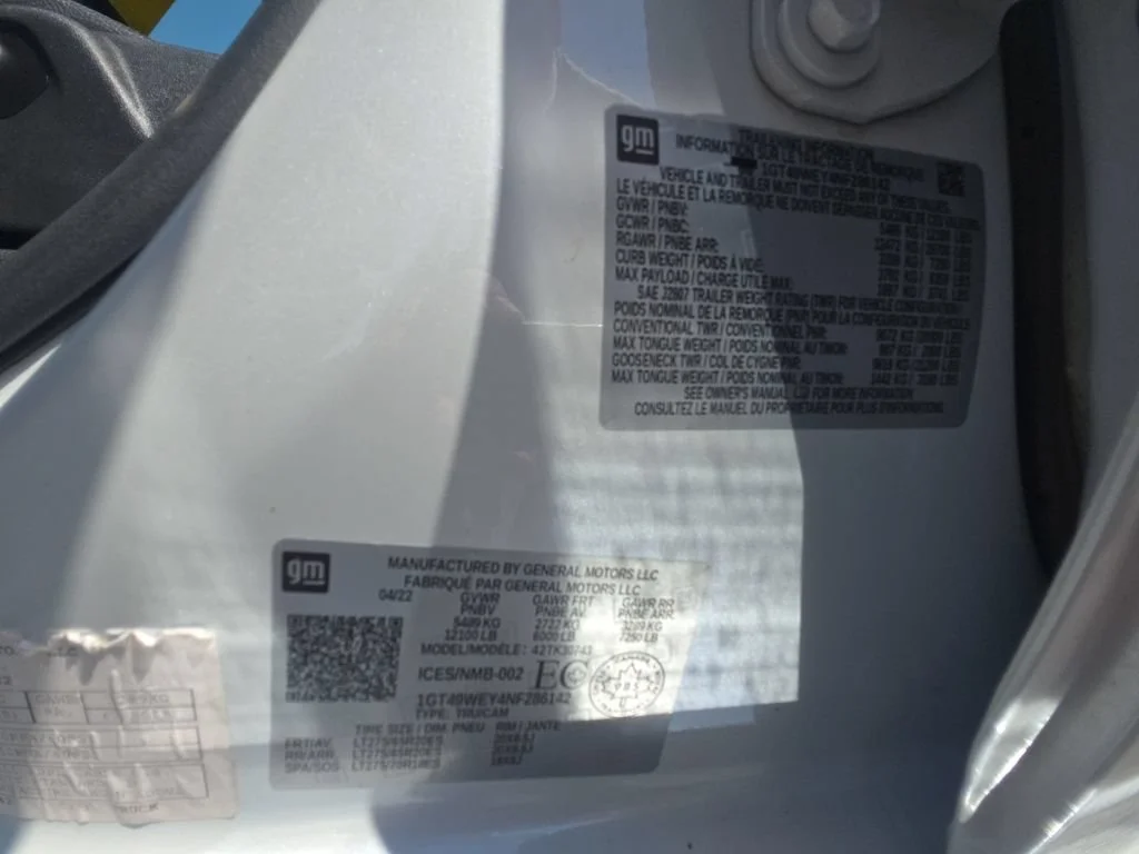 Certified Used 2022 White Frost Tricoat GMC Denali image 26
