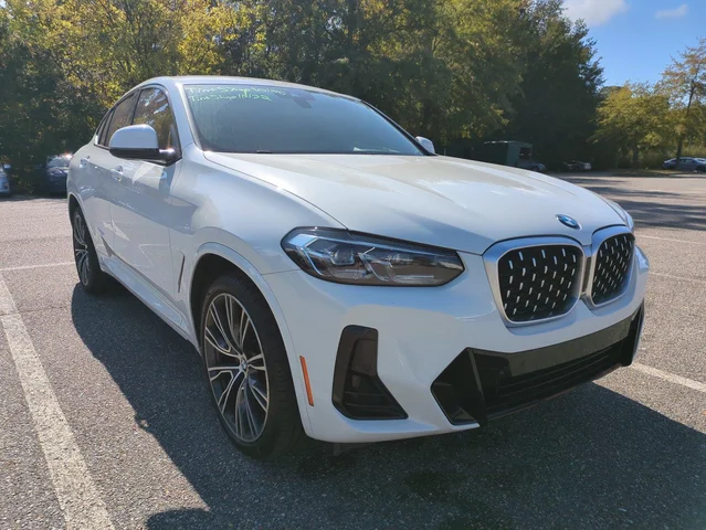 2023 BMW X4 xDrive30i