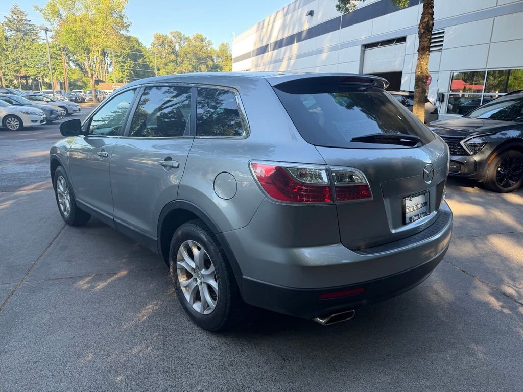 Used 2011 Liquid Silver Metallic Mazda Touring image 6