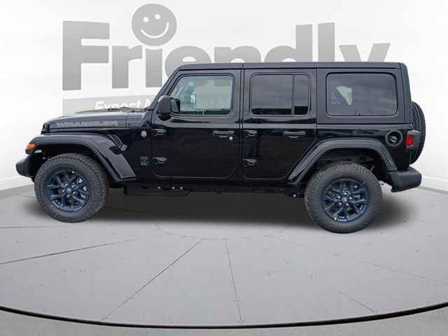 New 2026 Black Clear-Coat Exterior Paint Jeep 85th Anniversary Edition image 8