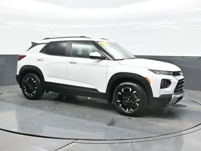 Used 2022 White Chevrolet LT image 7
