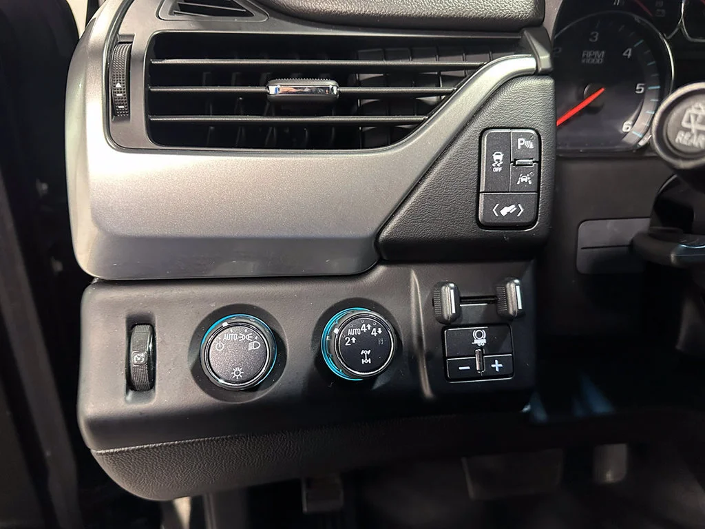 Used 2019 Black Chevrolet LT image 24