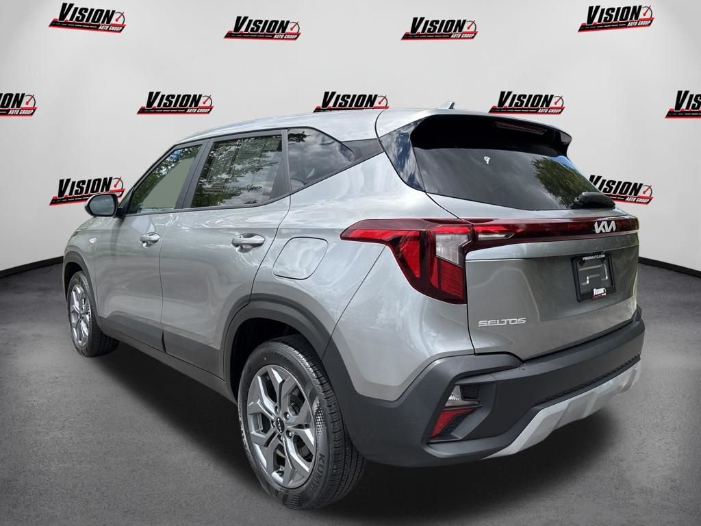 Used 2024 Gray Kia LX image 9