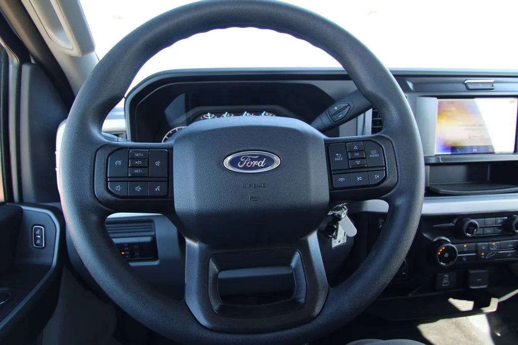 New 2026 Oxford White Ford F-350® XL image 51