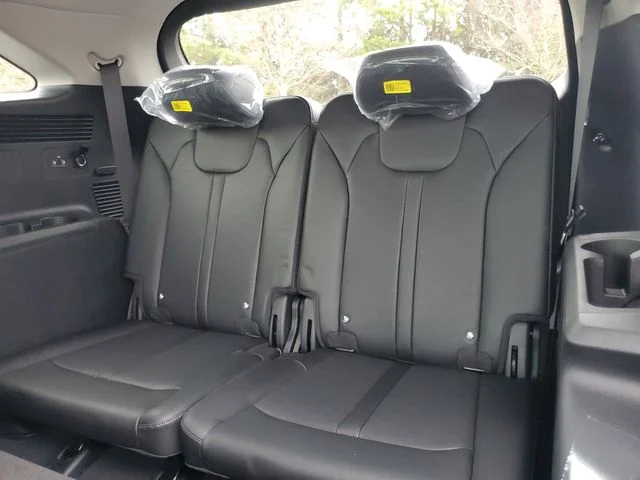 New 2026 Ebony Black Kia S image 10