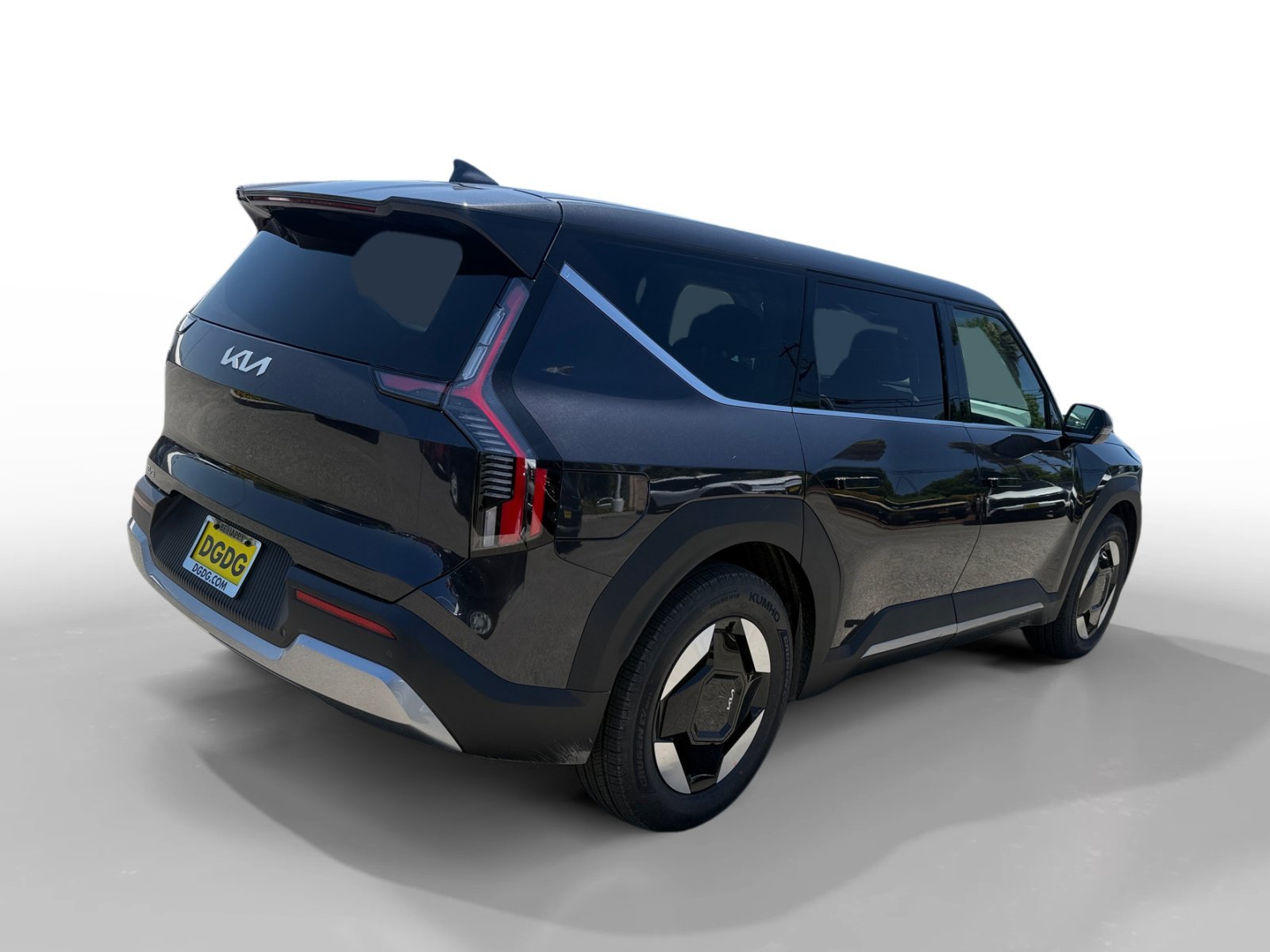 New 2026 Panthera Metal Kia Light RWD image 5