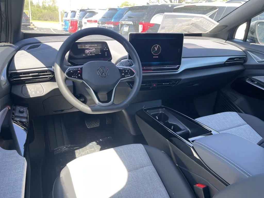 New 2026 Pure Gray Volkswagen Pro image 20