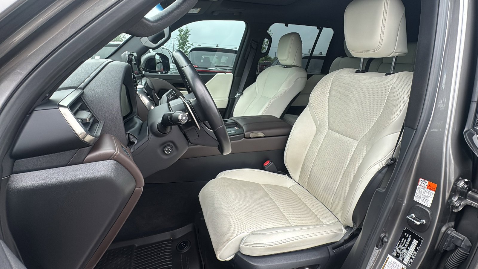 Certified Used 2024 Manganese Luster Lexus LX 600 Luxury image 14