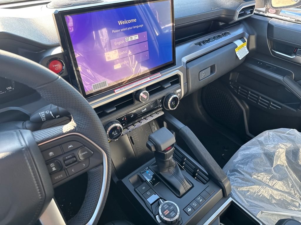 2025 Toyota Tacoma TRD Off Road - Photo 22