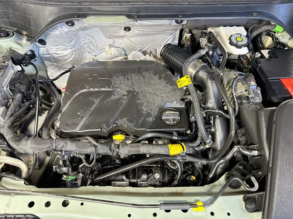 Used 2024 Green Chevrolet 2RS image 38