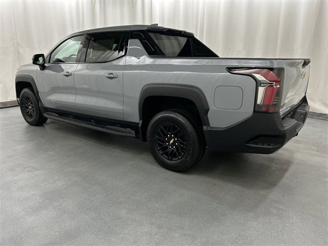 2026 Chevrolet Silverado EV LT photo 3