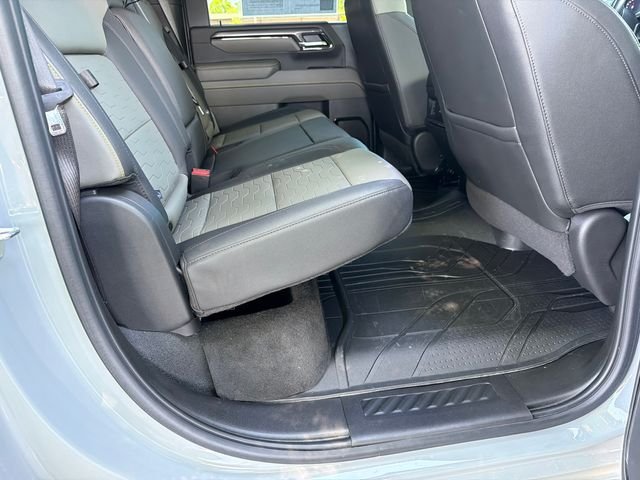 Used 2024 Gray Chevrolet ZR2 image 15