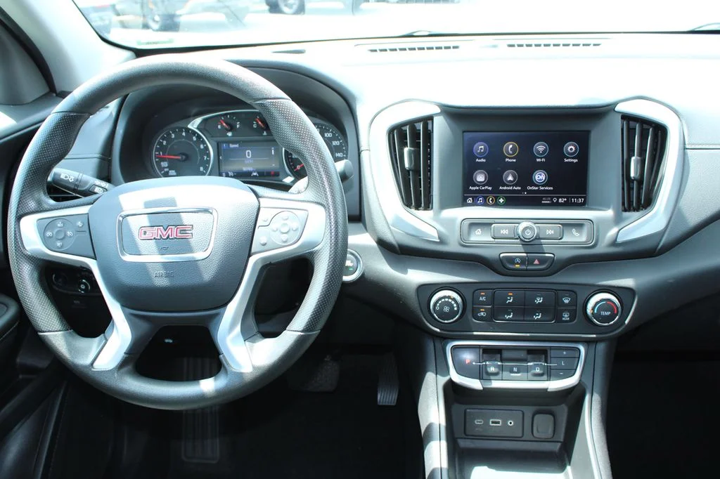 Used 2024 Summit White GMC SLE image 19