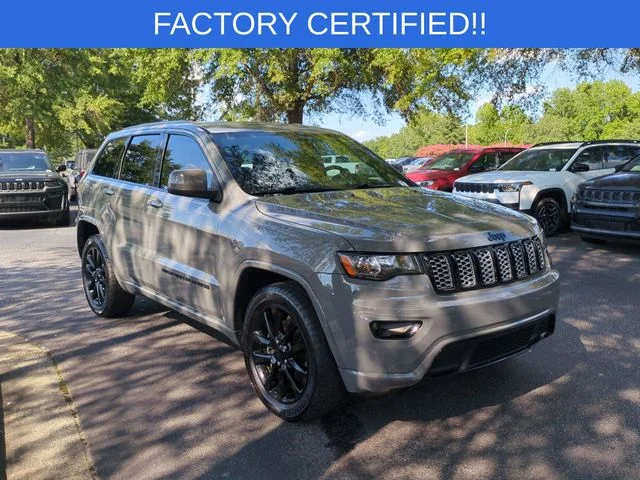 Used 2022 Gray Jeep Laredo X image 7