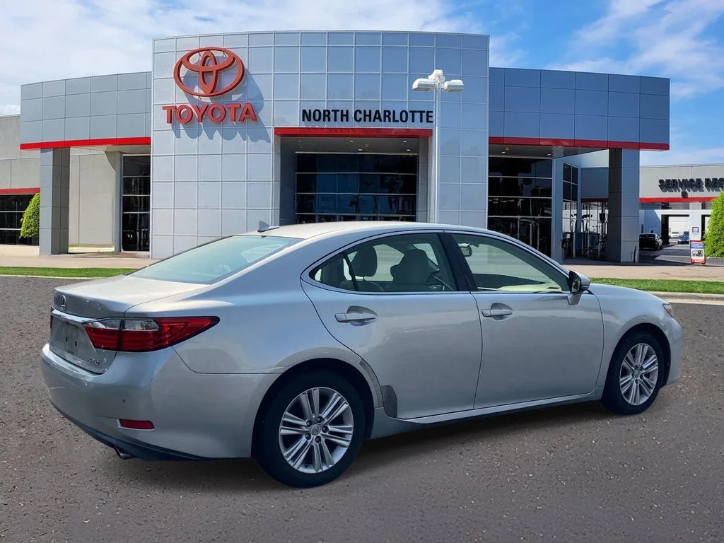 Used 2013 Silver Lexus 350 image 6