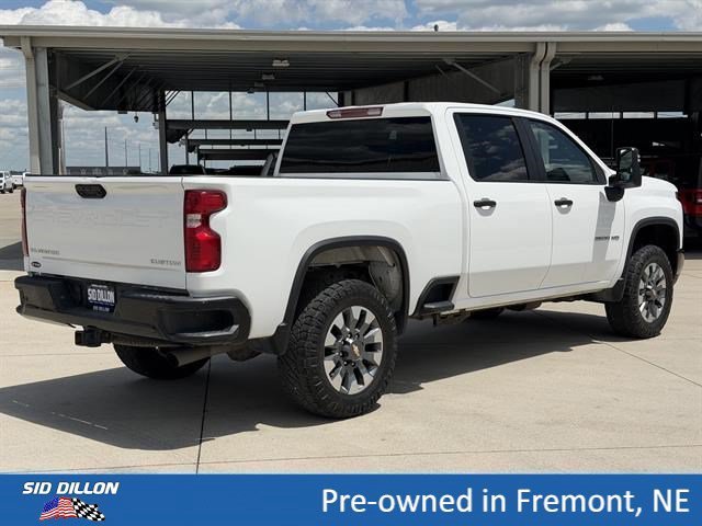 Used 2025 Summit White Chevrolet Custom image 12