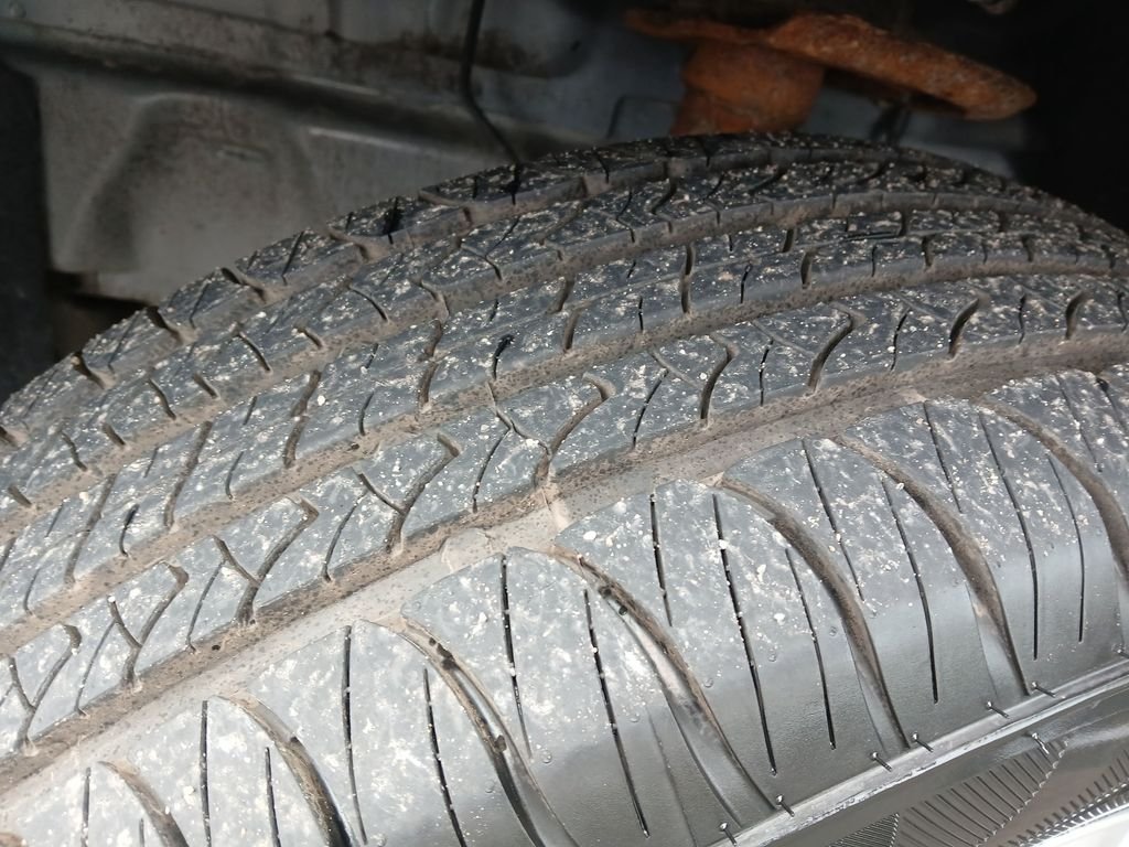 Used 2019 Gray Dodge SE image 27