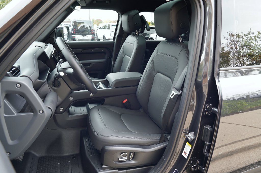 New 2026 Carpathian Grey Land Rover S image 11