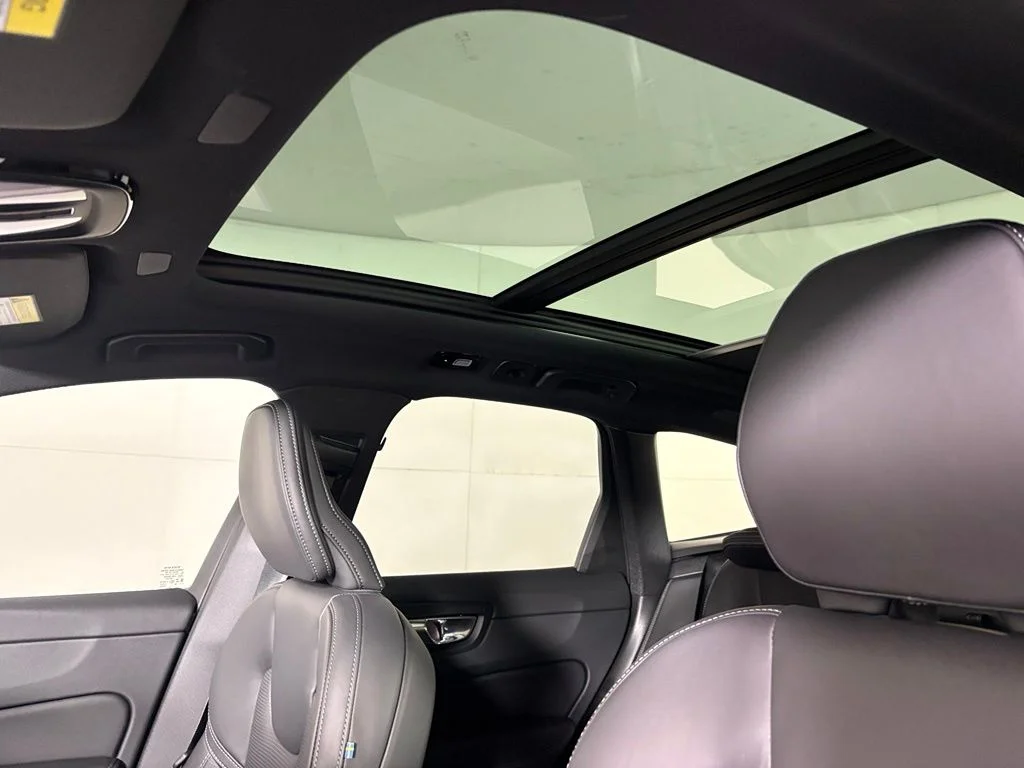 New 2026 Gray Metallic Volvo Ultra image 19